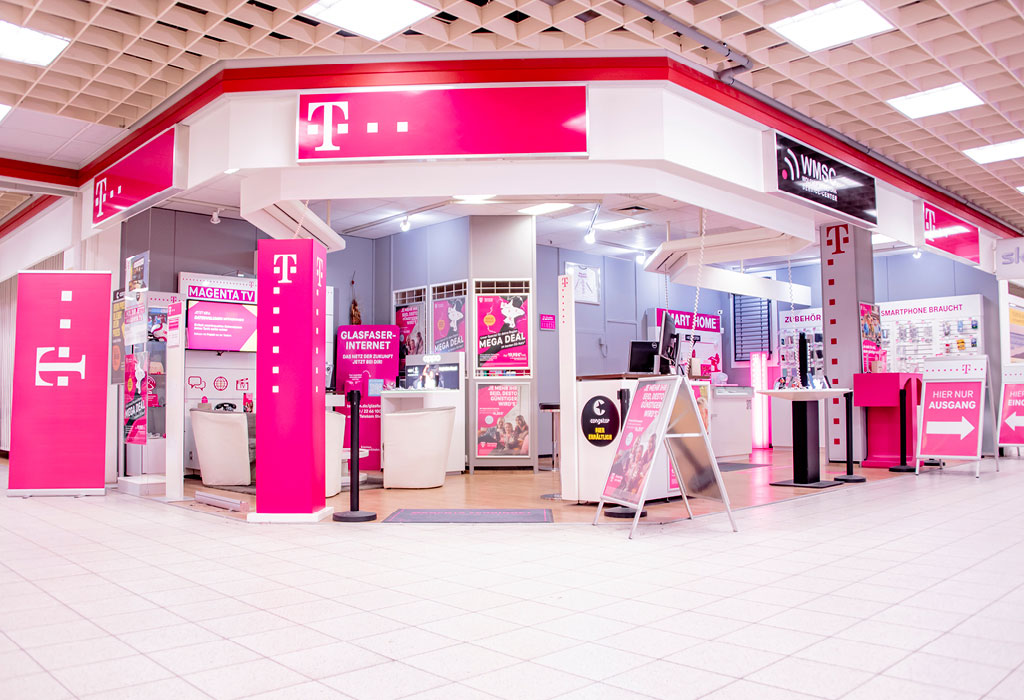 Shop, Außenansicht Welkona - Ihr Telekom Partner in Wolfen